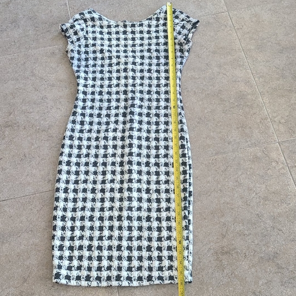 Arden B Dress - Picture 7 of 8